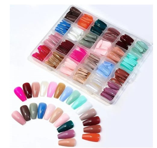 576 artificial nails